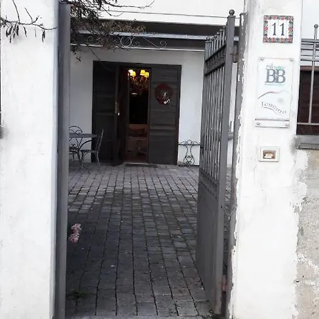 L' Eremo Bed & Breakfast *